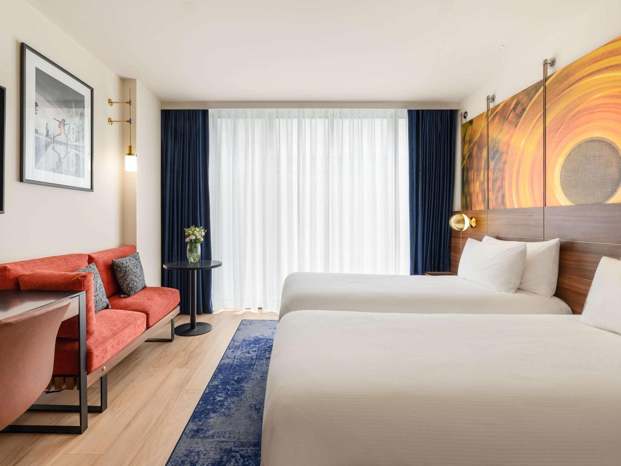 Pullman Hotel 5*